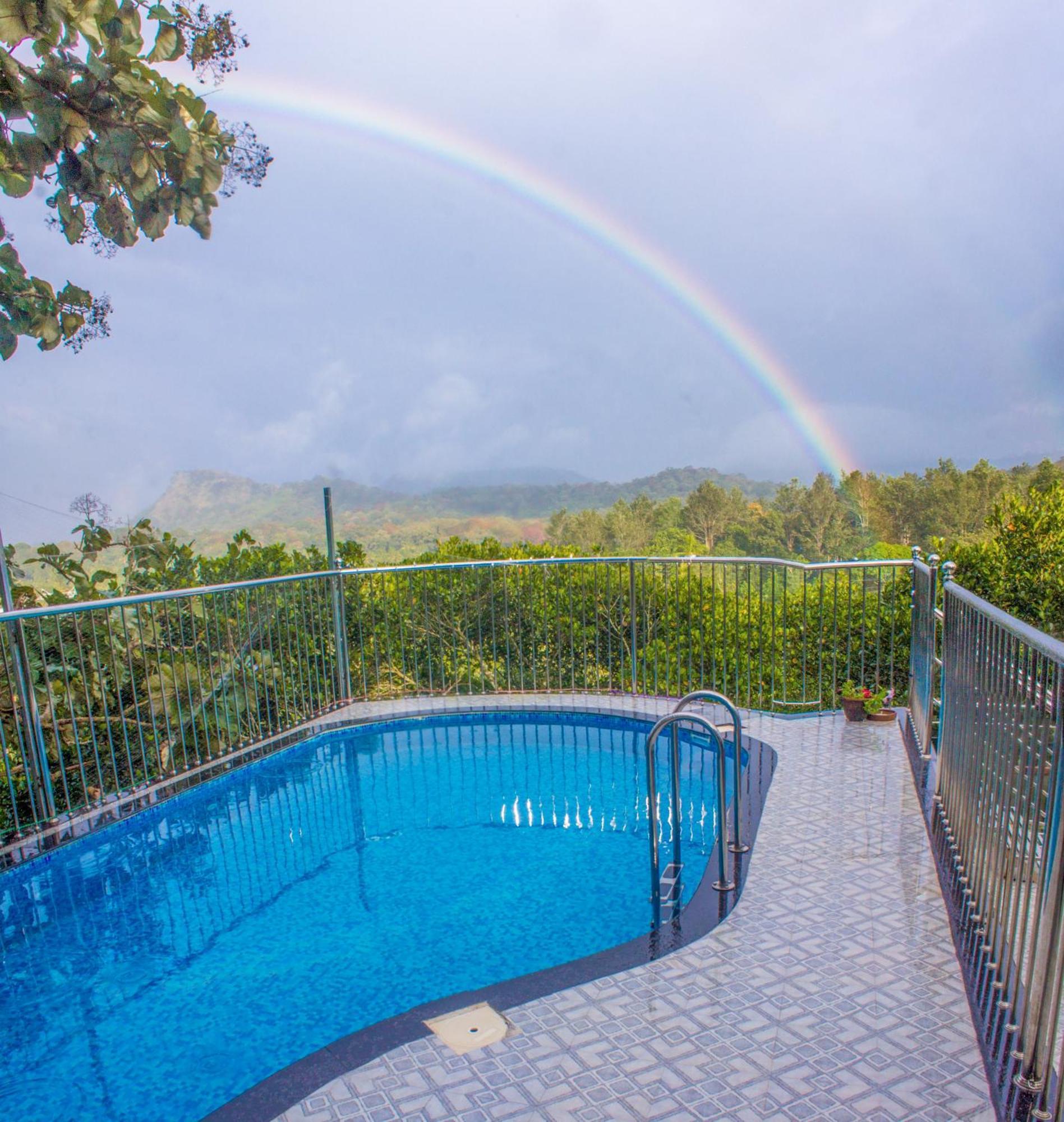 Chrissie'S Hotel Thekkady Eksteriør bilde